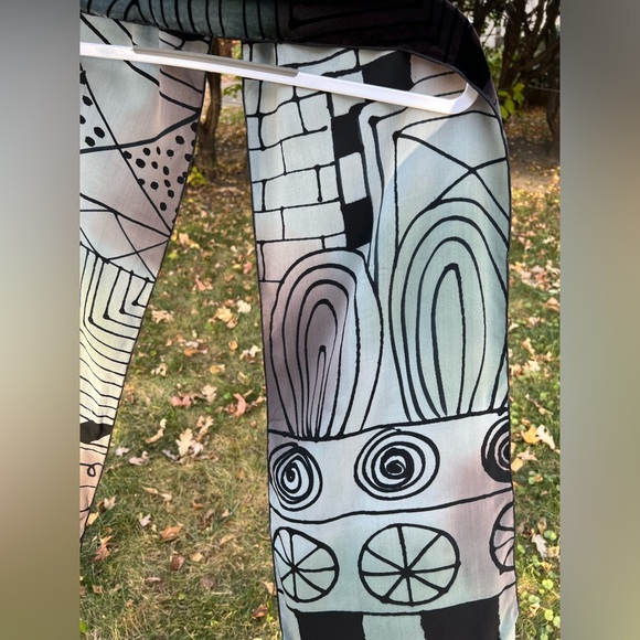 🎭Hand Painted Reversible Art Silk/Rayon-Velvet Oblong Scarf—Lisa Kiss New York - Picture 17 of 17